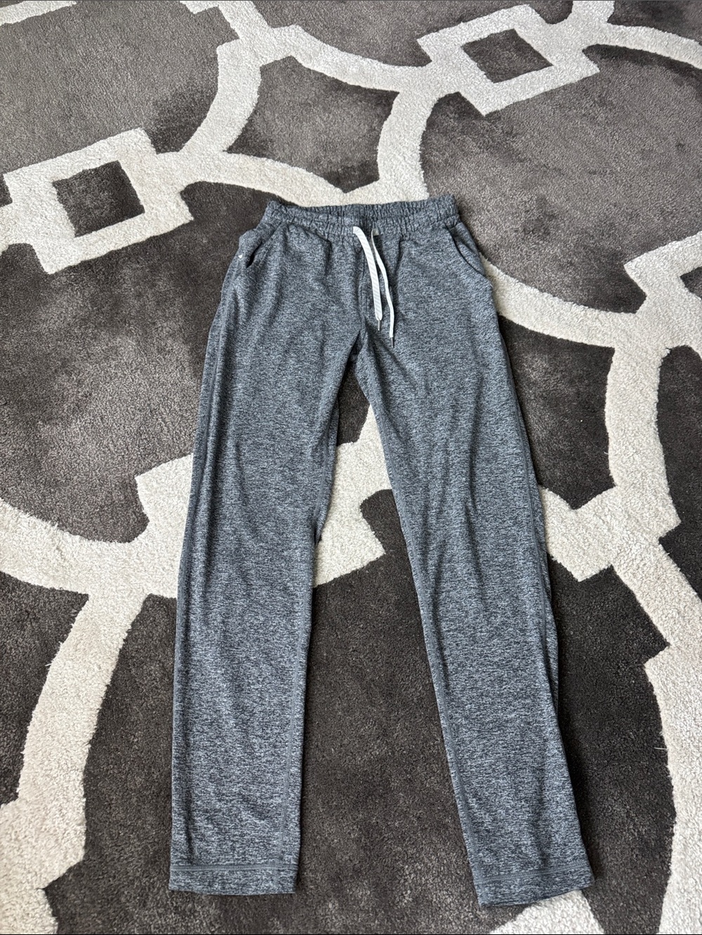 Vuori Men's Gray Heather Lounge Pants with Drawstring